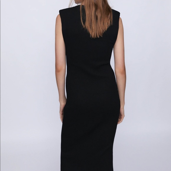 Zara Ribbed Shoulder Pad Dress - Picture 10 of 11